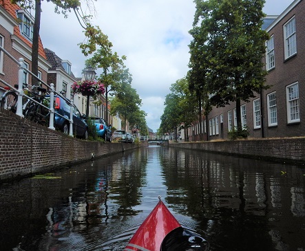 Kajakken op de Leidse Grachten